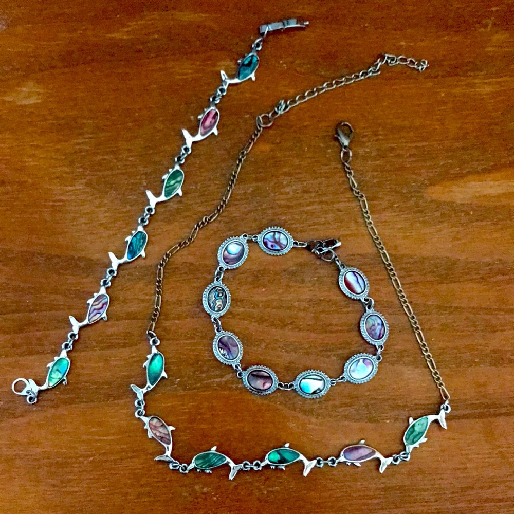 Necklace & 2 bracelets